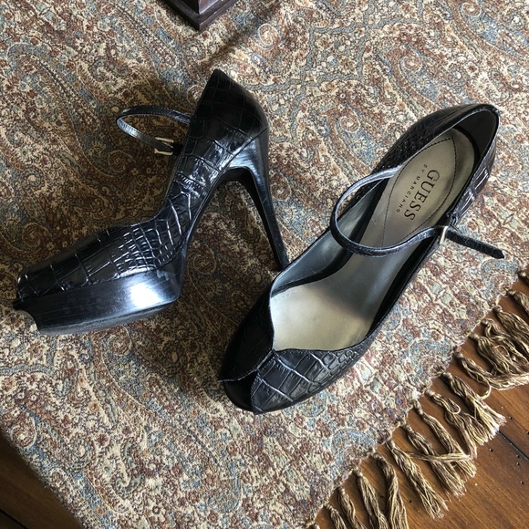 Guess Shoes - Black croc embossed heels